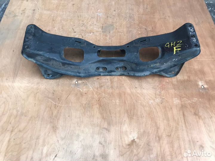 Передняя балка подрамник Legacy Forester Impreza