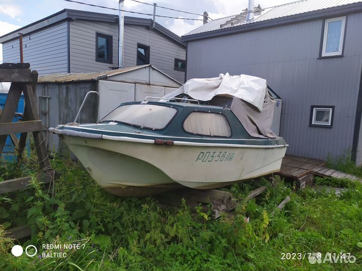 Катер Ладога 2 с мотором Ямаха 30