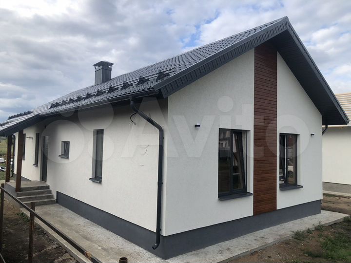 Дом 114 м² на участке 5 сот.