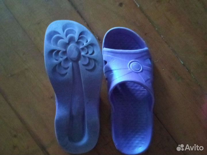 Сланцы, обувь для бассейна