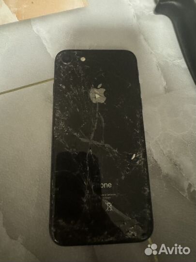 iPhone 8, 64 ГБ