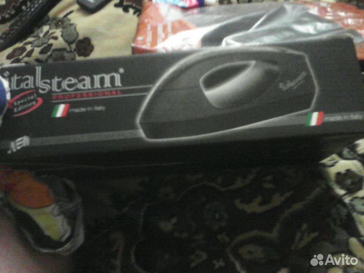 Утюг паровой новый