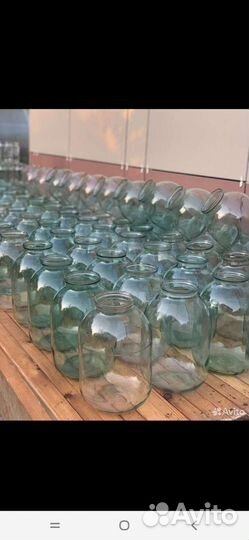 Банка стеклянная трехлитровая