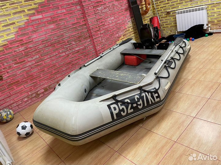 Продам лодку brig 330 с мотором mercury ME 15 M