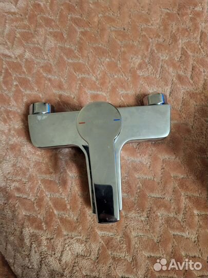 Смеситель для ванны с душем