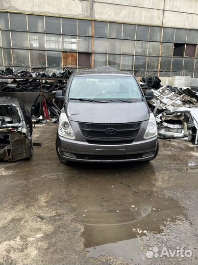 В разборе hyundai h1 2.5 D4CB евро 4 МКПП 2011 год