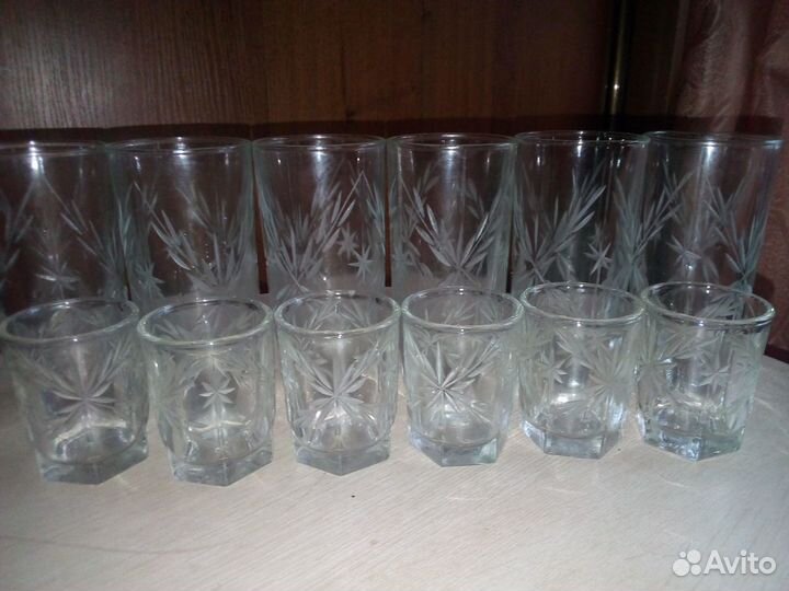 Набор рюмок и фужерчиков