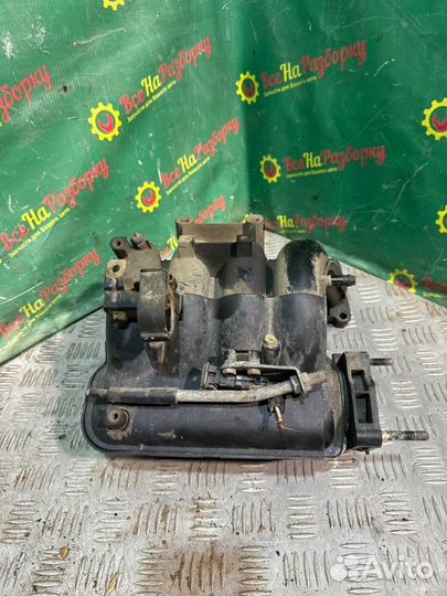 Впускной коллектор Hyundai Accent