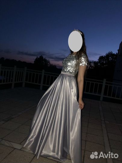 Вечернее платье