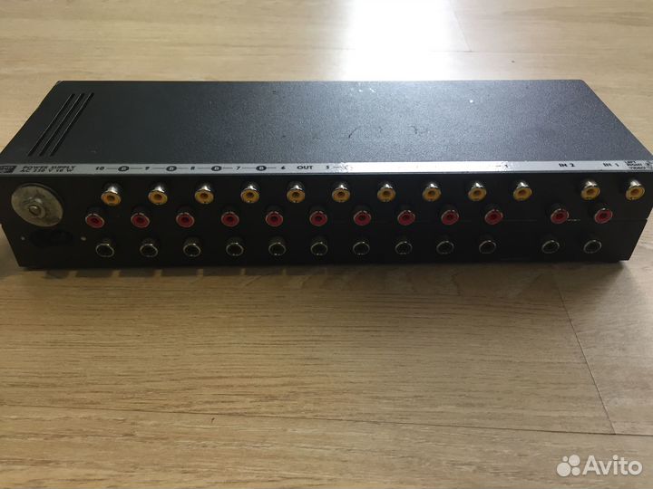 Видеодистрибютор VD5-5-31ST. Делитель видеосигнала