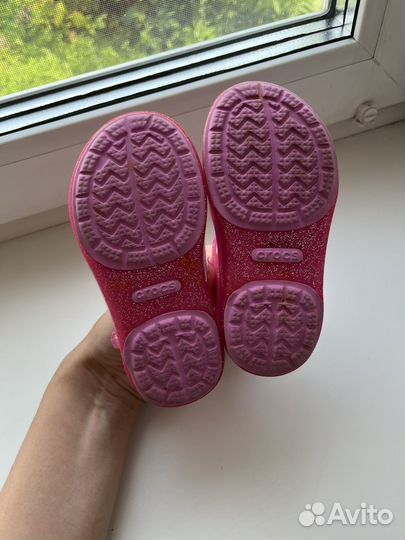 Сандали crocs для девочки