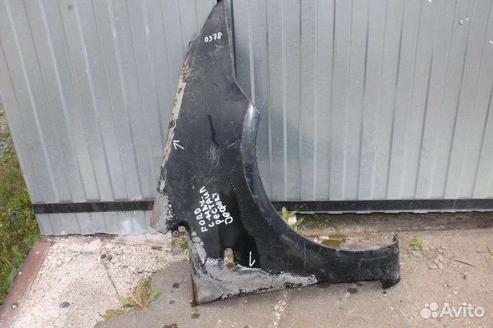 Крыло переднее правое Ford C-MAX 2003-2010