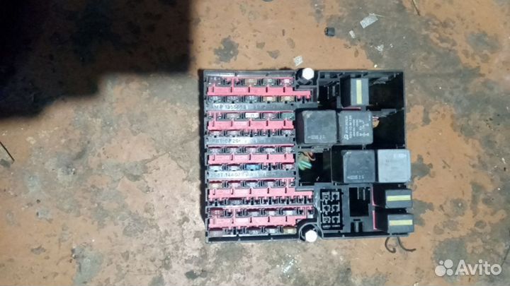 Блок предохранителей Ford Fusion