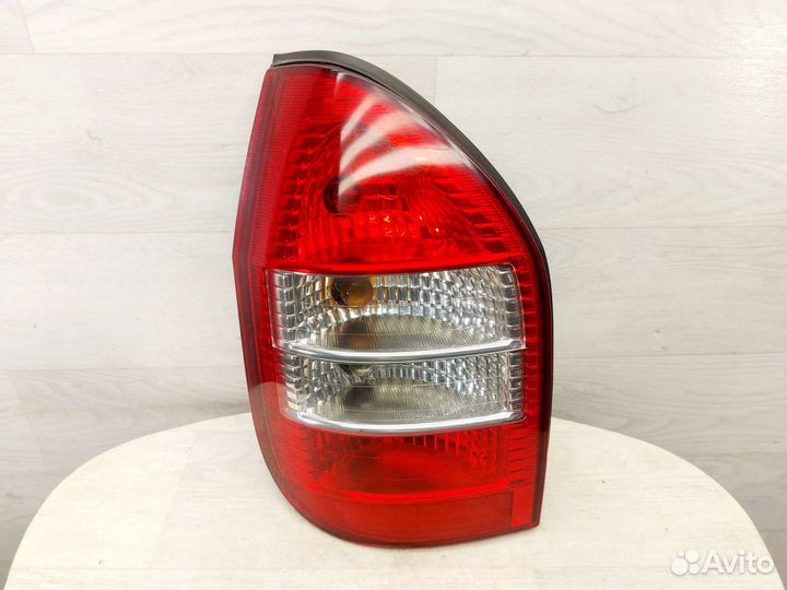 Фонарь задний левый Opel Zafira A 2003-2006