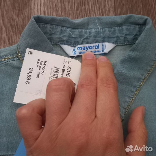 Джинсовая рубашка Mayoral новая, 116-122