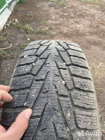 Nordman 7 235/65 R17 108T