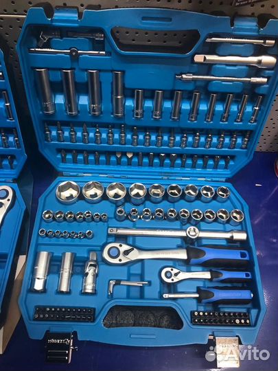 Набор инструментов hoegert technik 144 шт