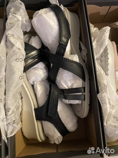 Ecco босоножки кожаные новые 36,37 размер