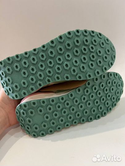 Кроссовки disney