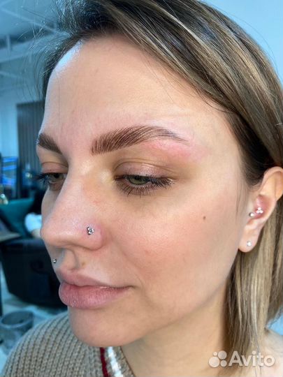 Маникюр педикюр