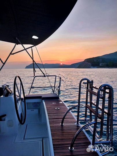 Отдых на супер яхте. Maverick от 2х ч