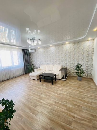 2-к. квартира, 56 м², 9/10 эт.