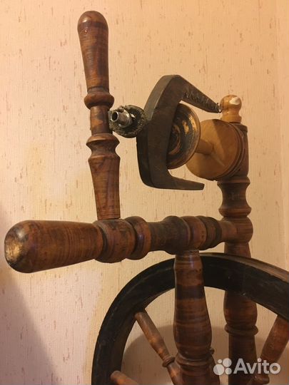 Прялка деревянная старинная