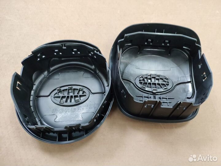 Накладка, заглушка руля Kia Sorento Prime