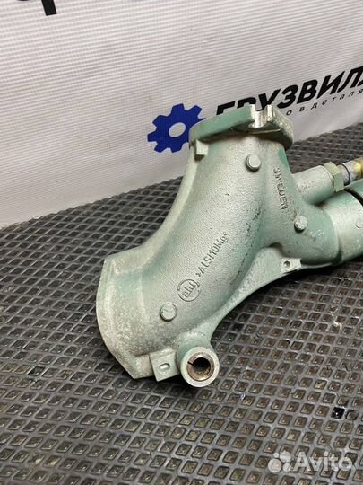 Патрубок охлаждения Volvo FH4 21767462