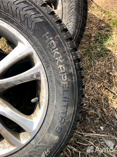 Nokian Tyres Hakkapeliitta 8 215/60 R16