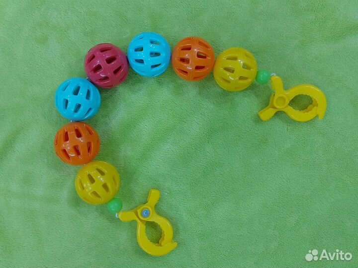 Игрушки на коляску/кроватку/автокресло
