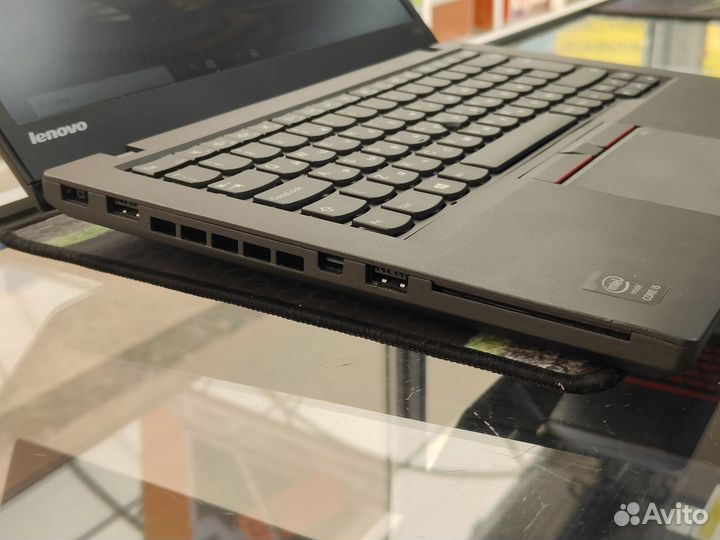 Lenovo Thinkpad i5 6gb озу 240 ssd