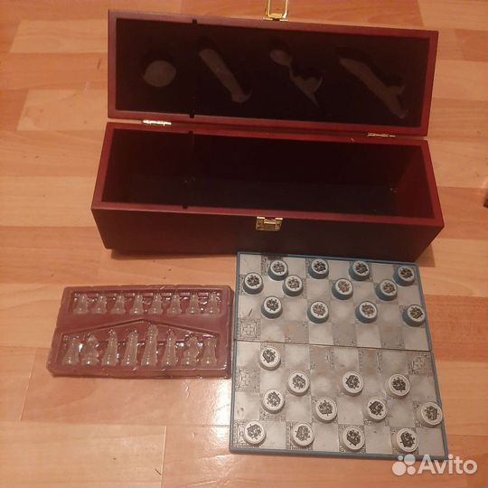 Карты Таро Лото шашки шахматы и др