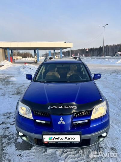 Mitsubishi Outlander 2.4 AT, 2005, 296 000 км