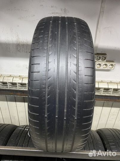 Capitol Sport UHP 215/55 R17 94V