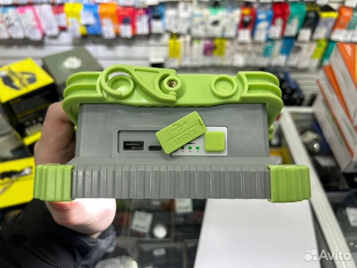 Сверхмощный фонарь прожектор с пультом и powerbank