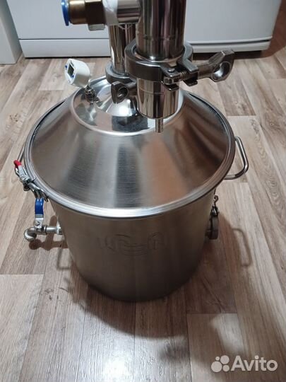 Дистиллятор колонного типа (самогонный аппарат)