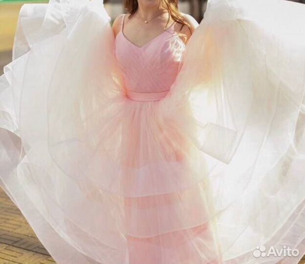 Нарядное платье