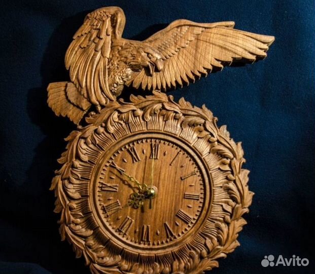 Часы орел резные из дерева декор сувенир