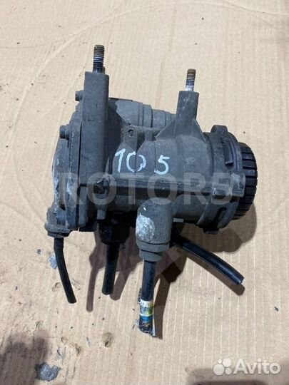 Кран управления тормозами прицепа DAF XF 105 2007