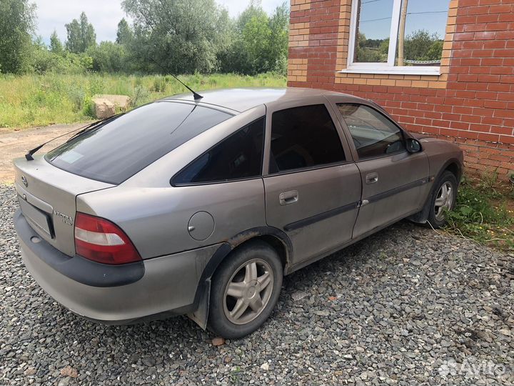 Opel Vectra 1.6 МТ, 1996, 456 000 км