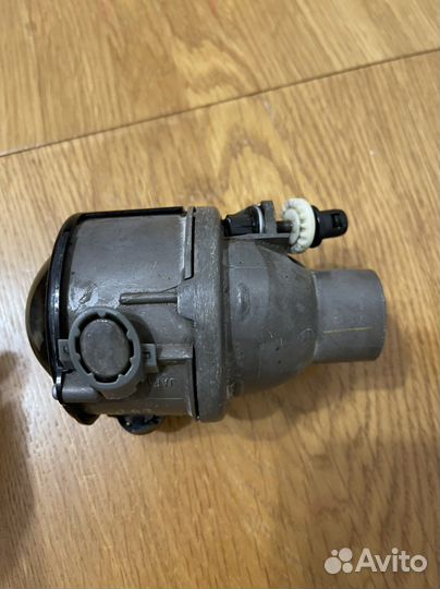 Фара противотуманная Lexus RX 400h идеал оригинал