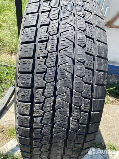 Yokohama Ice Guard G075 235/65 R18