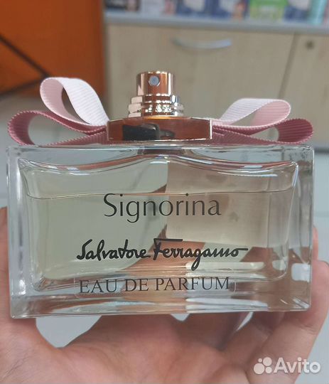 Парф. вода Salvatore Ferragamo Signorina 100ml