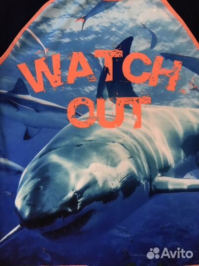 Солнцезащитная футболка и шорты для плавания