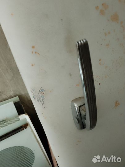 Холодильник ретро зист.Москва.треб.ремонта