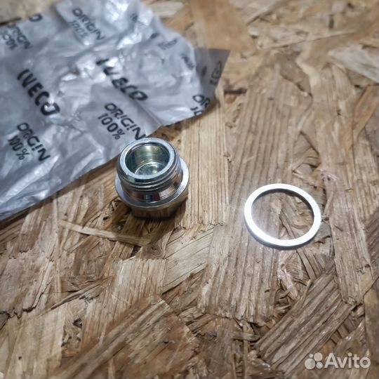 Пробка масляного поддона Ивеко Стралис