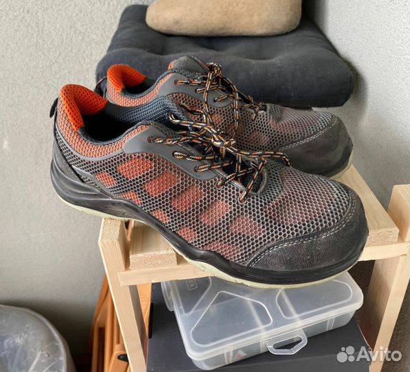 Кроссовки scorpion