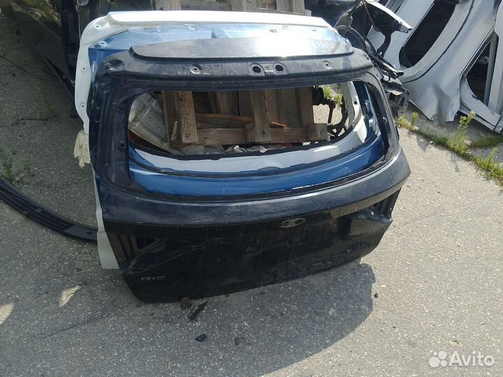 Крышка багажника Kia Rio X-line 4