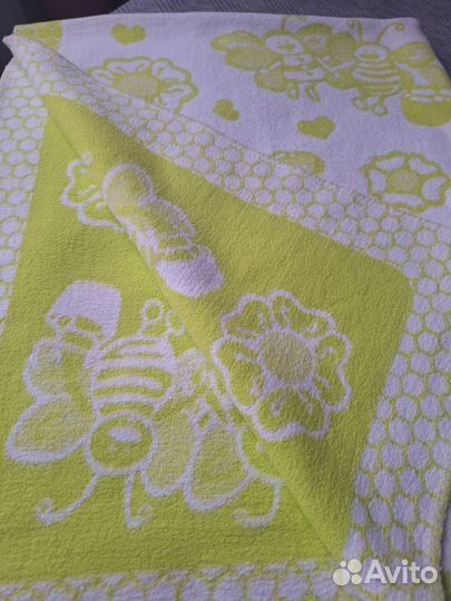 Комплект постельных принадлежностей в кроватку